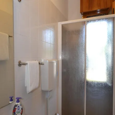 شقة Comfy Flat With Shared Swimming Pool